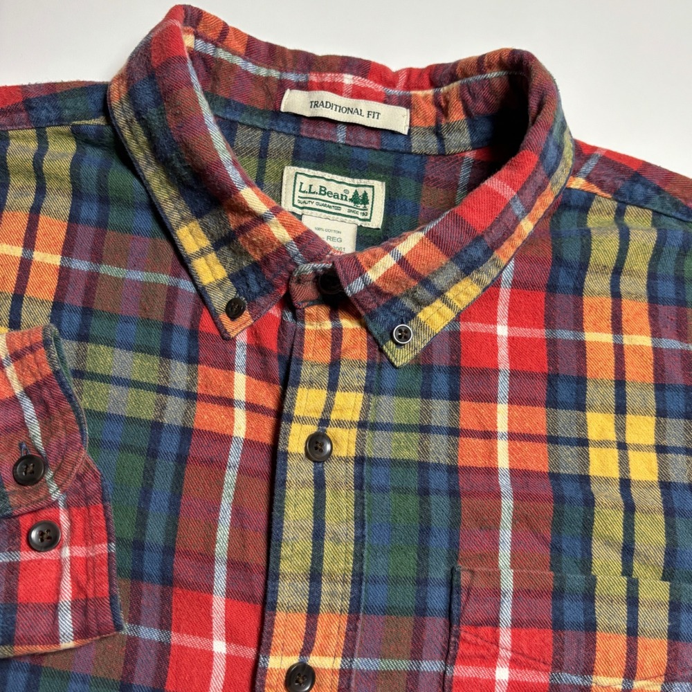 LL Bean Flannel Traditional Fit Mens XL Plaid Multi Color Fall Buton Down Shirt